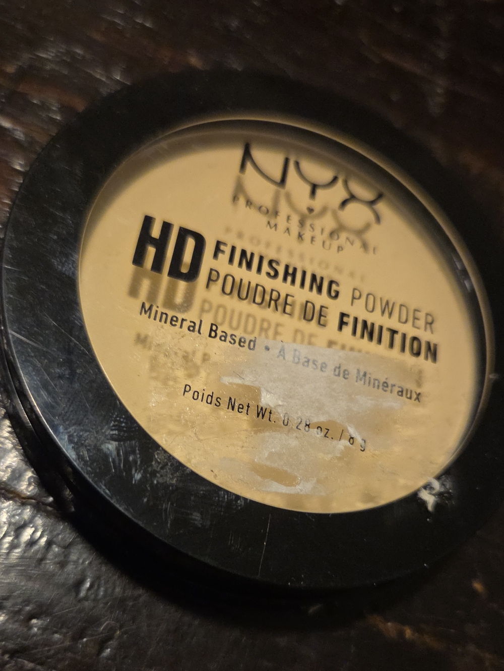 NYX Hd Finishing Powder- Banana New
